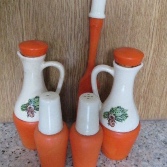 Vintage 70's 5 Piece Salad Cruet Set Ceramic & Plastic (K242) - Picture 4 of 5